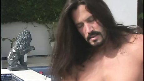 Horny rock musician fools around with juicy blonde hottie on the outdoor patio